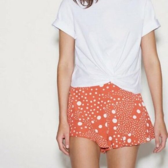 The Fifth Label Peppers Short Rust Pebble Red Crepe Ruffles high rise Medium - Picture 4 of 13